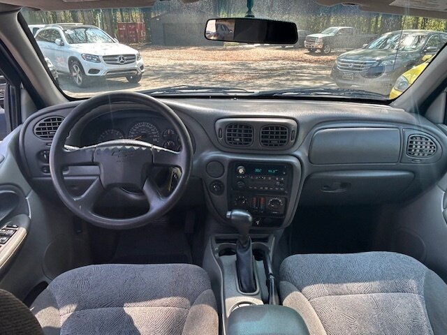 Used 2004 Chevrolet TrailBlazer LS w/ LS Preferred Equipment Group RWD image 13