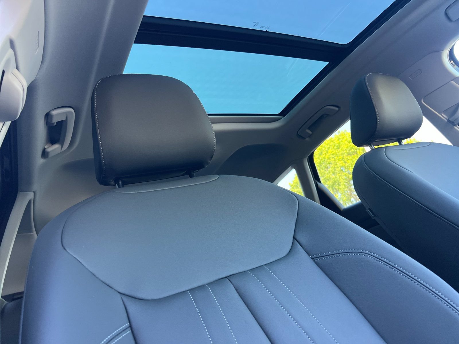 New 2026 Audi Q3 quattro 2.0T AWD/4WD image 17