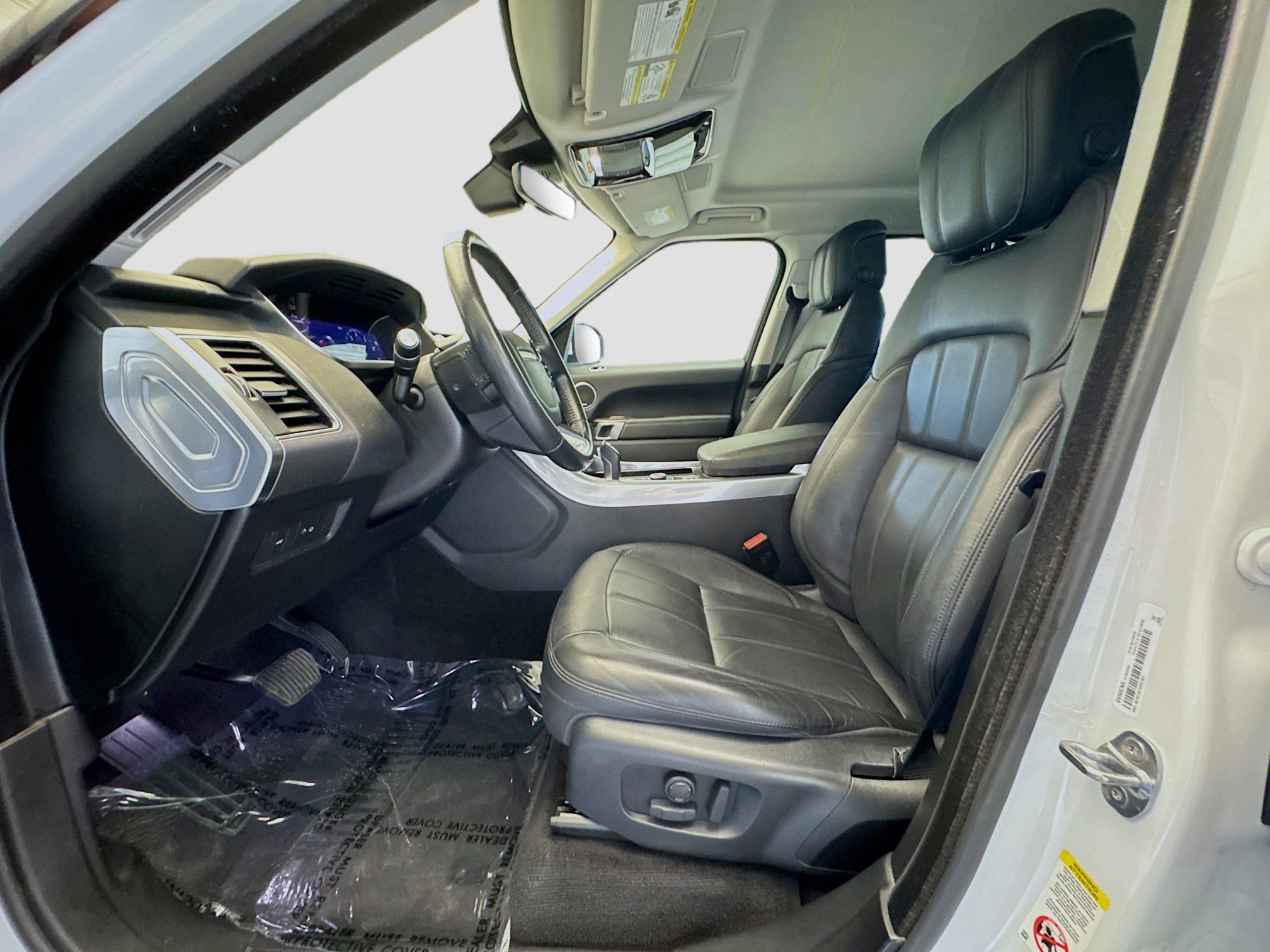 Used 2021 Land Rover Range Rover Sport SE image 13