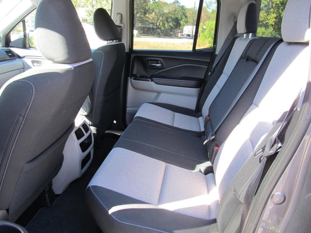 Used 2017 Honda Ridgeline RTS image 28