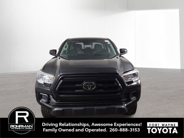 Used 2022 Toyota Tacoma SR image 3