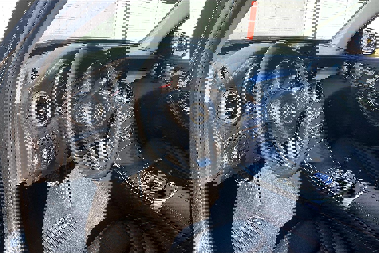 Used 2015 Mercedes-Benz C 300 4MATIC Sedan image 18