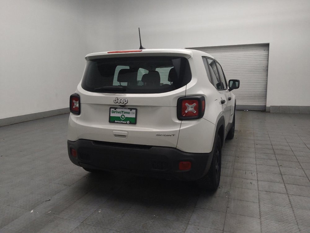 Used 2021 Jeep Renegade Sport FWD image 9