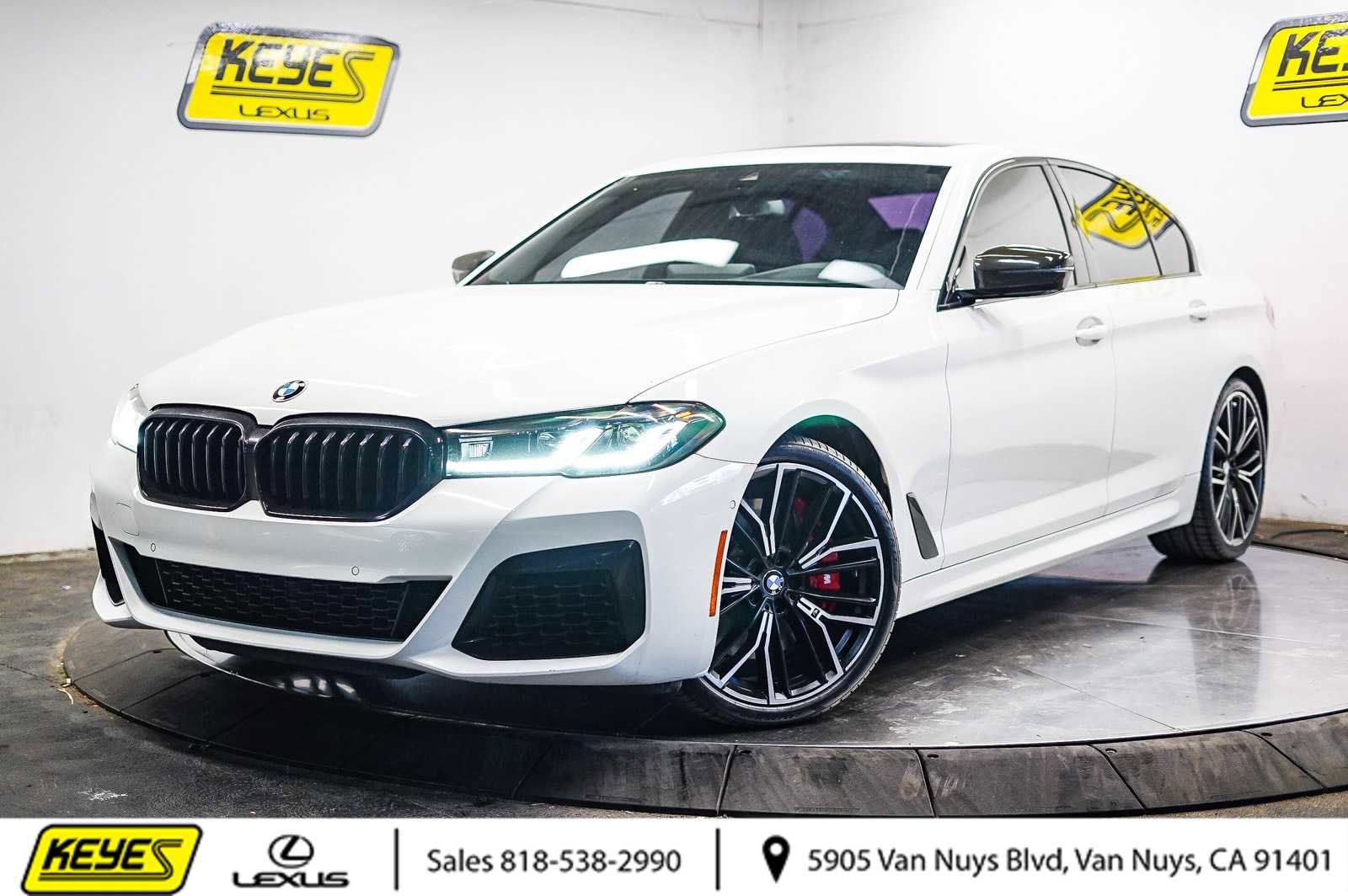 Used 2023 BMW 540i w/ M Sport Package image 1