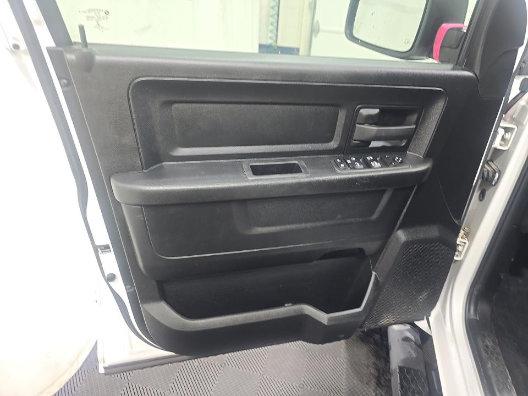 Used 2021 RAM 1500 Express w/ Wheel & Sound Group AWD/4WD image 12