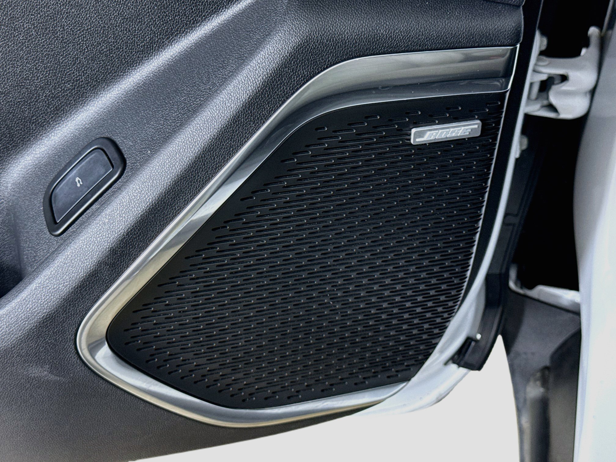 Used 2024 GMC Acadia Elevation w/ LPO, Floor Liner Package FWD image 21