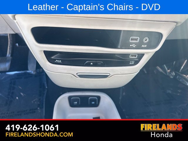 Used 2017 Chrysler Pacifica Touring-L Plus w/ Tire & Wheel Group FWD image 25
