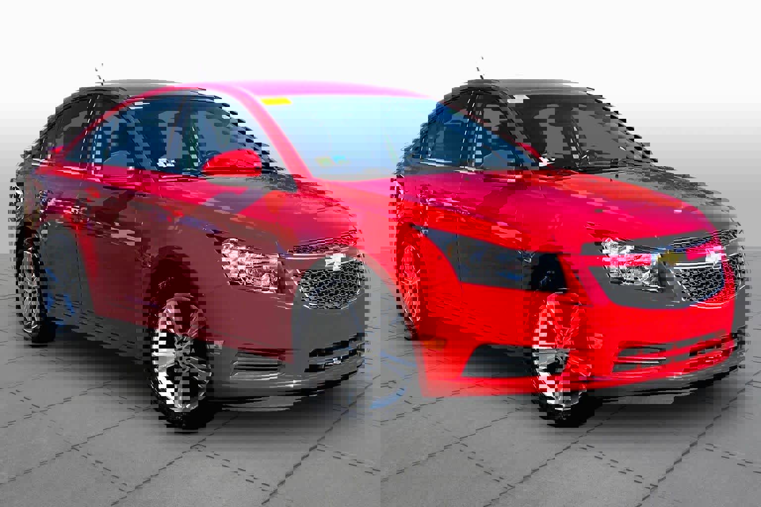 Used 2014 Chevrolet Cruze LT image 2