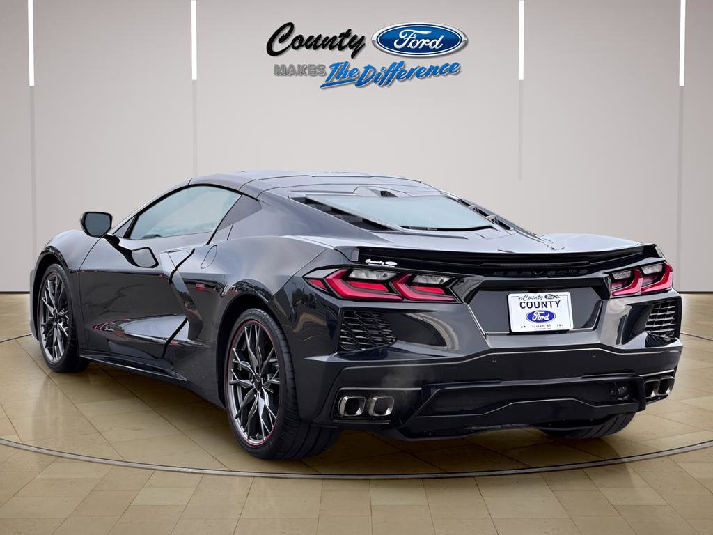 Used 2024 Chevrolet Corvette Stingray Preferred Cpe w/ Stealth Interior Trim Package image 18