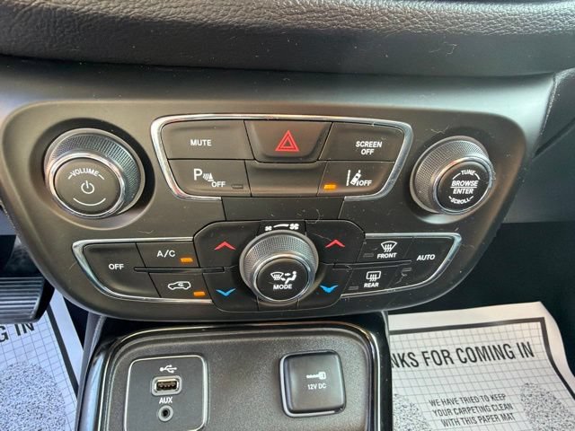 Used 2018 Jeep Compass Limited w/ Navigation Group FWD image 18