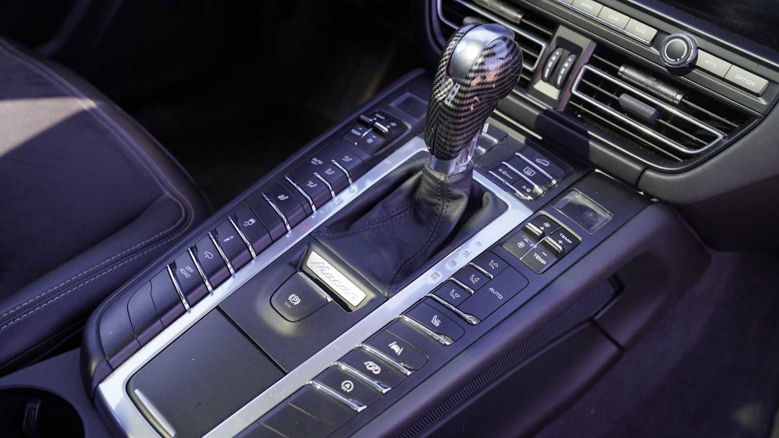 Used 2021 Porsche Macan GTS AWD/4WD image 42