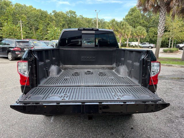 Used 2018 Nissan Titan SV AWD/4WD image 37