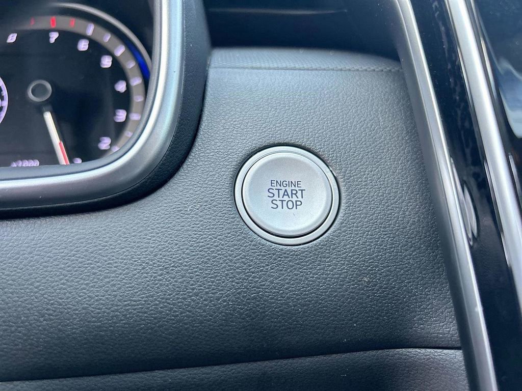 Certified 2024 Hyundai Tucson SEL FWD image 32