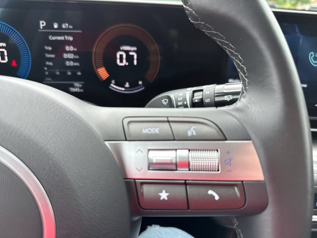 Used 2026 Hyundai Kona SEL Sport FWD image 25