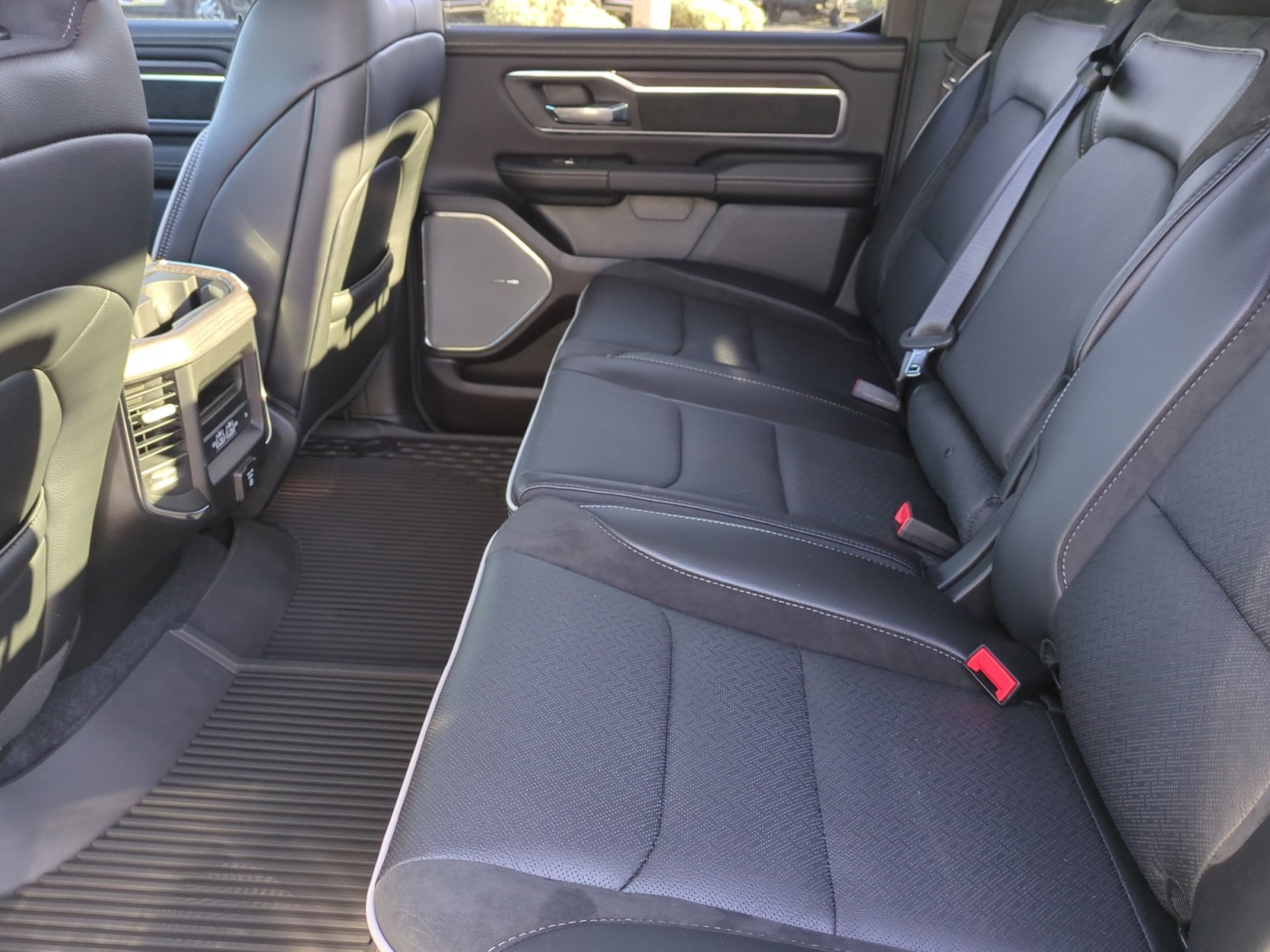 New 2026 RAM 1500 Laramie w/ Night Edition AWD/4WD image 17