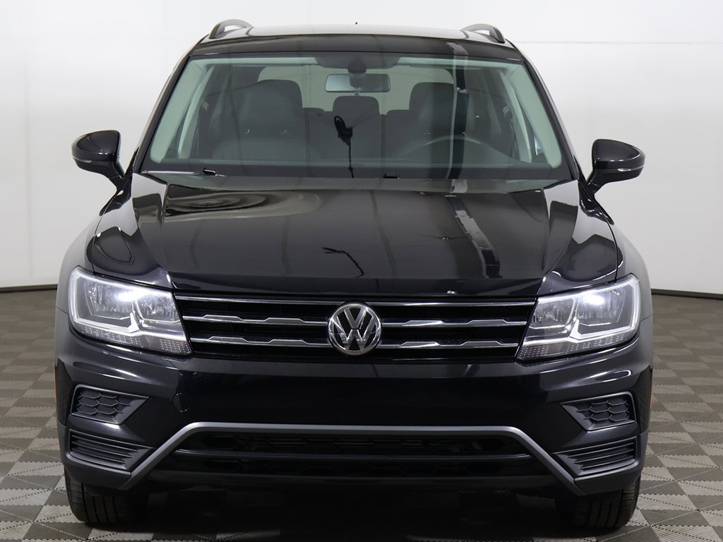Used 2020 Volkswagen Tiguan SE w/ Panoramic Sunroof Package AWD/4WD image 12