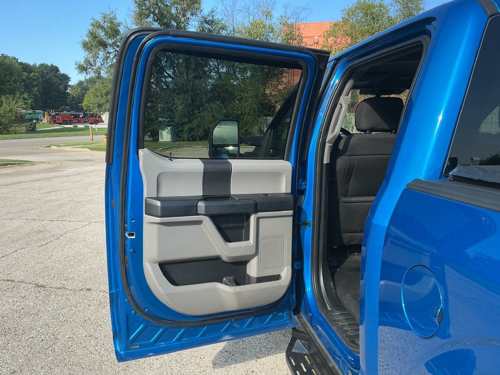 Used 2019 Ford F150 XL w/ Equipment Group 101A Mid AWD/4WD image 13