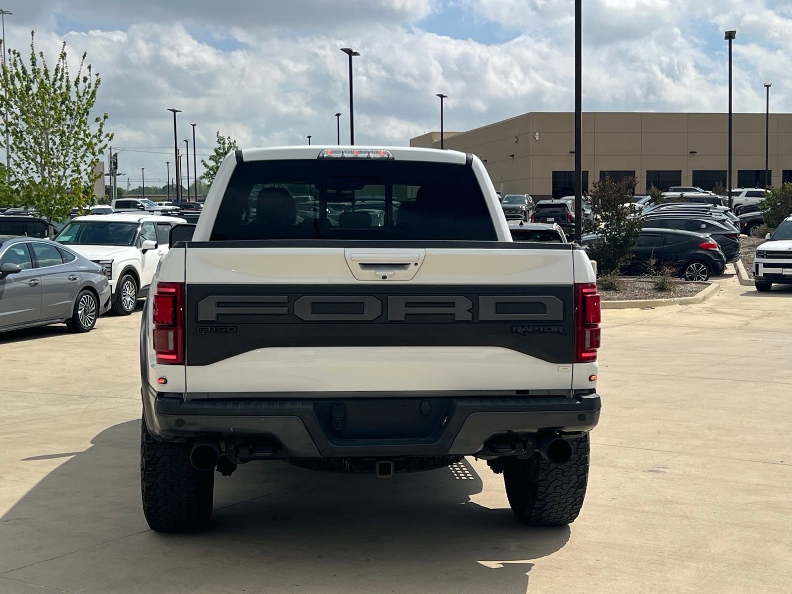 Used 2020 Ford F150 Raptor w/ Equipment Group 802A Luxury AWD/4WD image 11