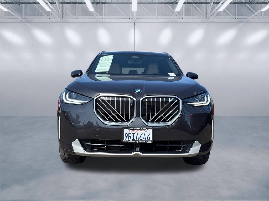 Used 2025 BMW X3 xDrive30i w/ Premium Package AWD/4WD image 2