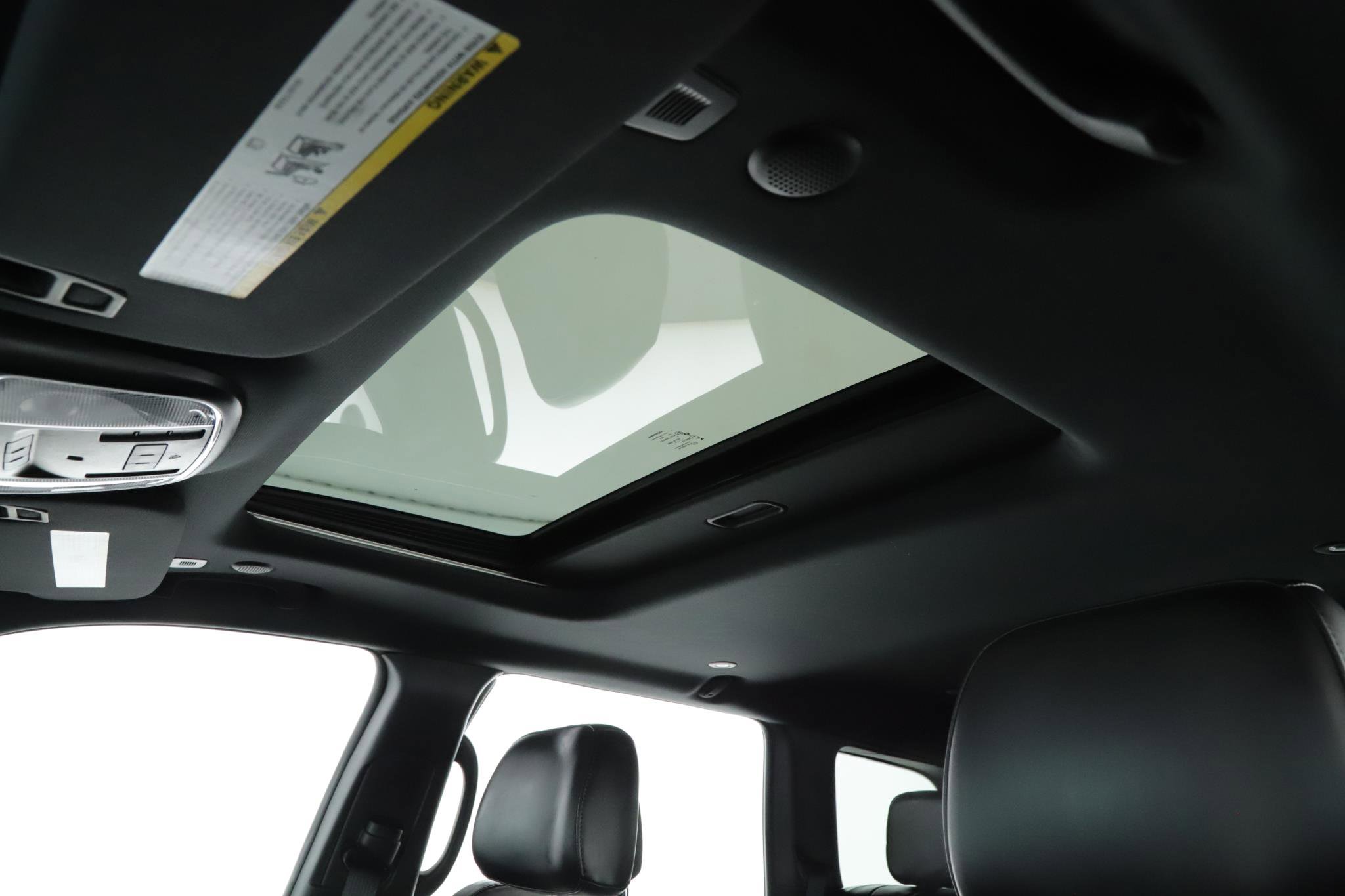 Used 2021 Jeep Grand Cherokee Laredo X image 7