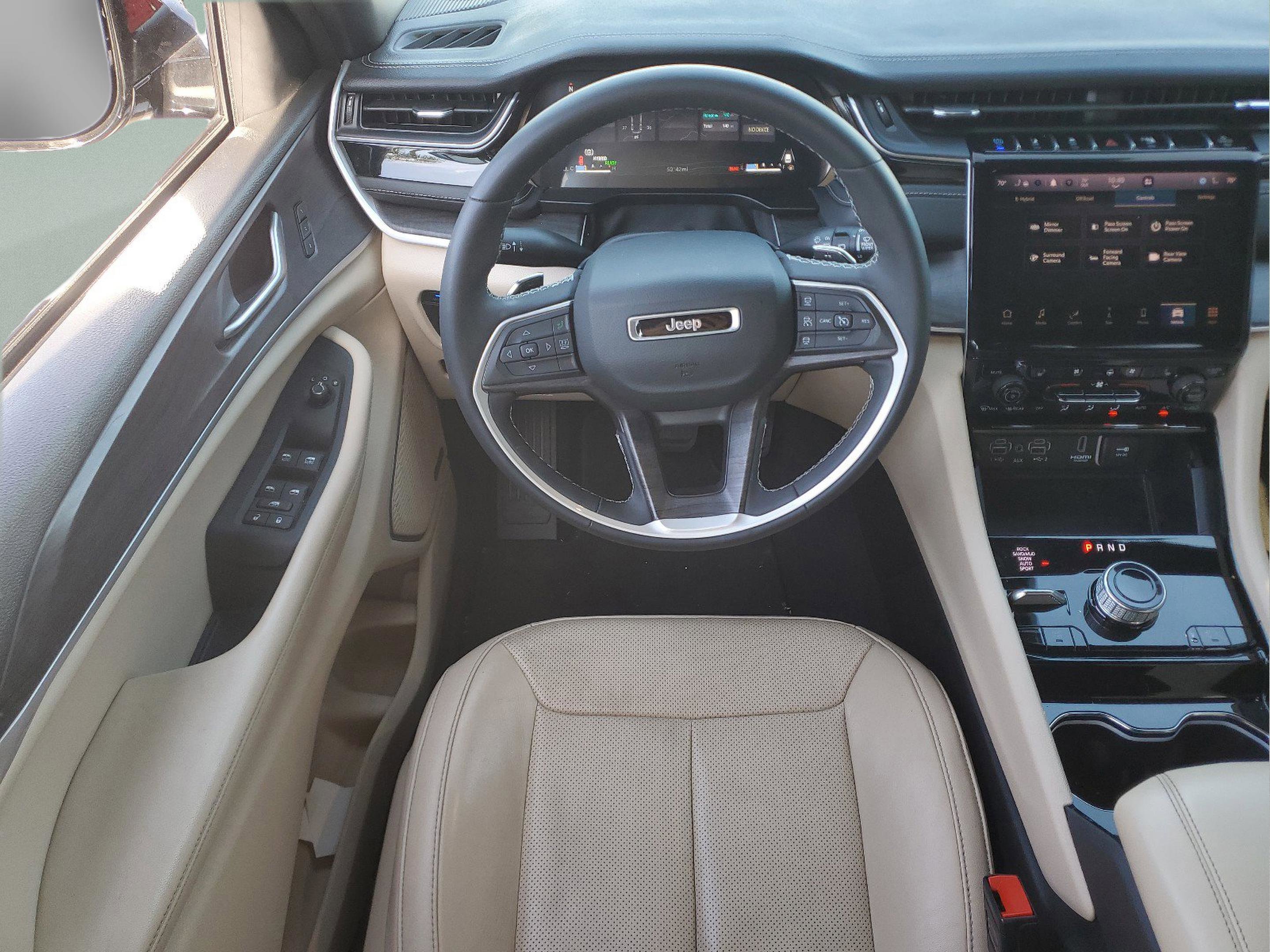 Certified 2023 Jeep Grand Cherokee 4xe w/ Luxury Tech Group II image 11