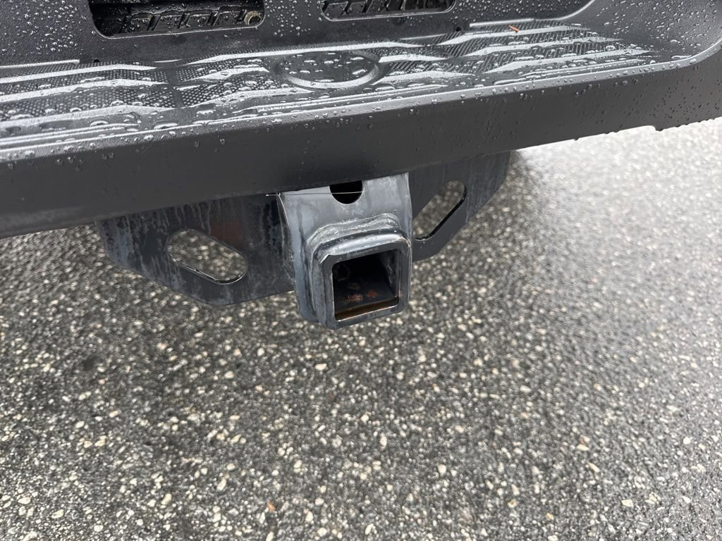 Used 2016 Toyota Tundra SR5 w/ SR5 Upgrade Package image 26