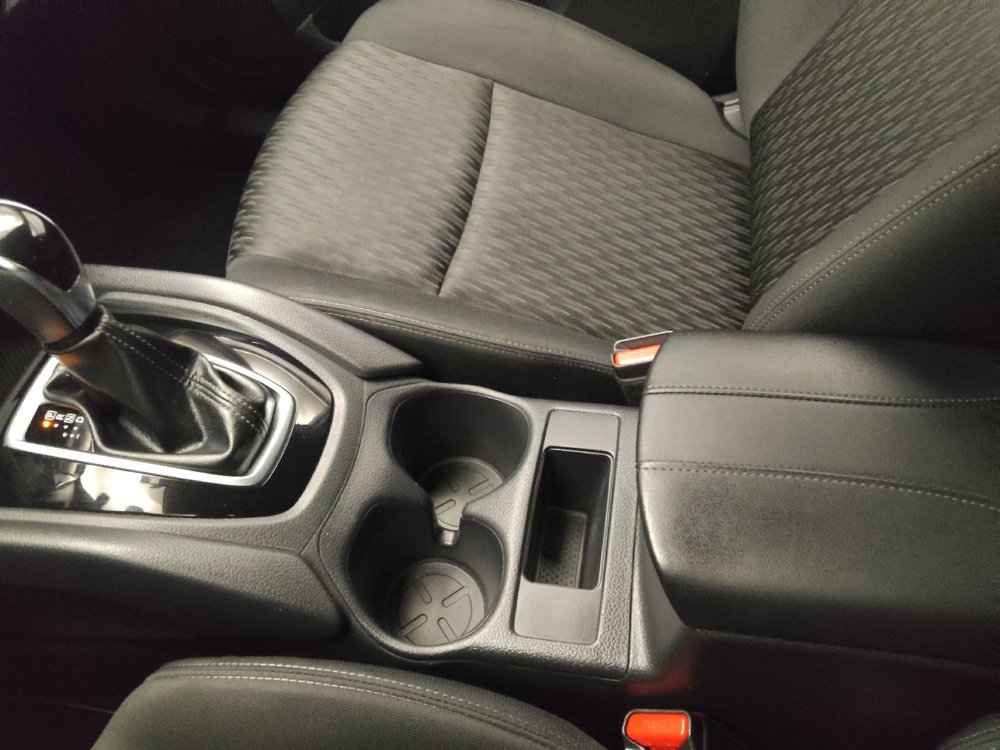 Used 2018 Nissan Rogue S AWD/4WD image 22
