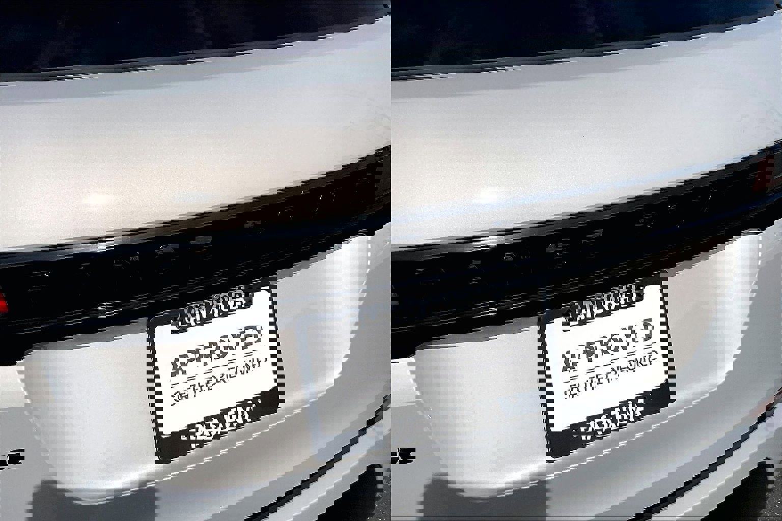 Certified 2025 Land Rover Range Rover Evoque S image 30