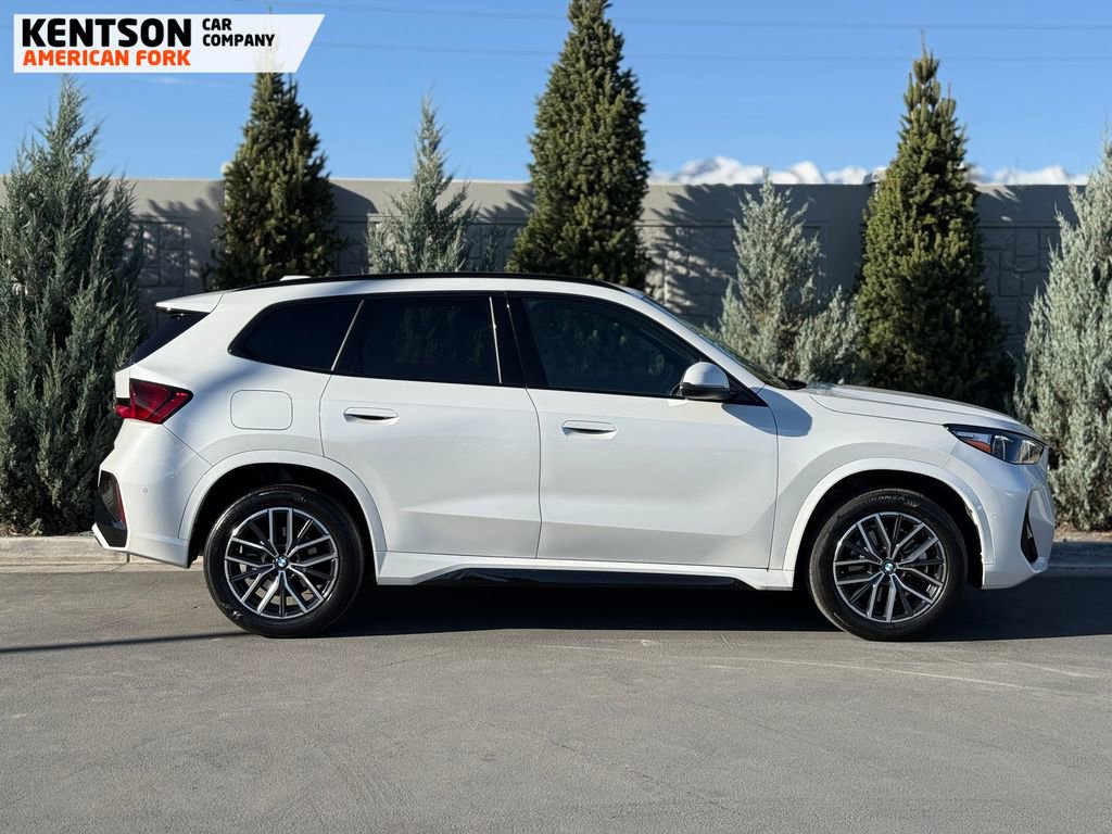 Used 2025 BMW X1 xDrive28i image 11