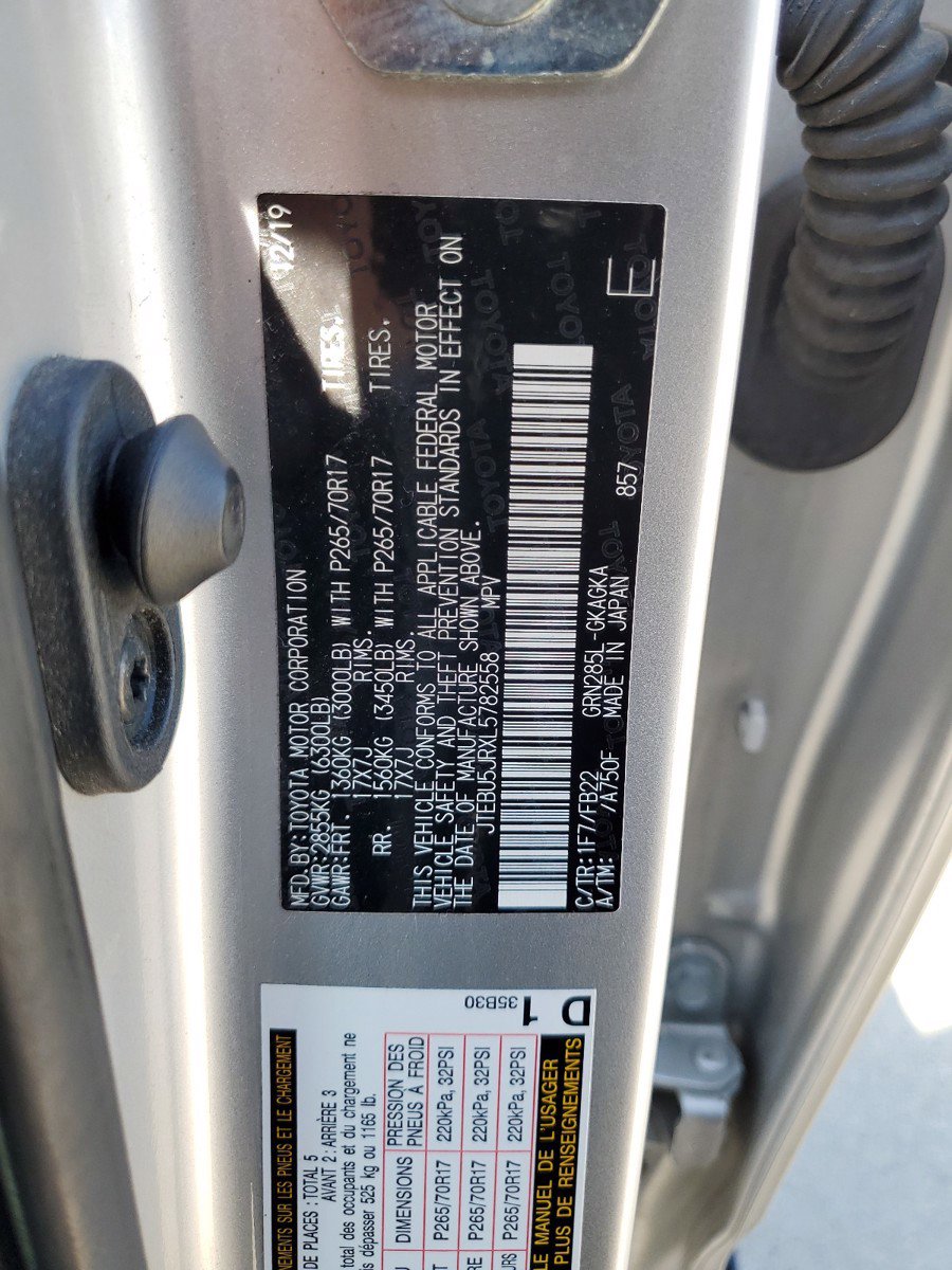 Used 2020 Toyota 4Runner SR5 AWD/4WD image 28
