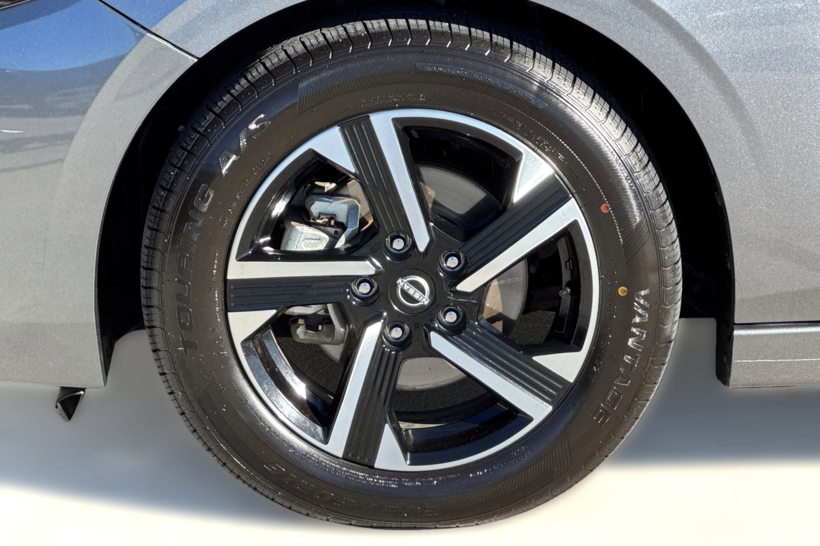 Used 2024 Nissan Sentra SV image 10