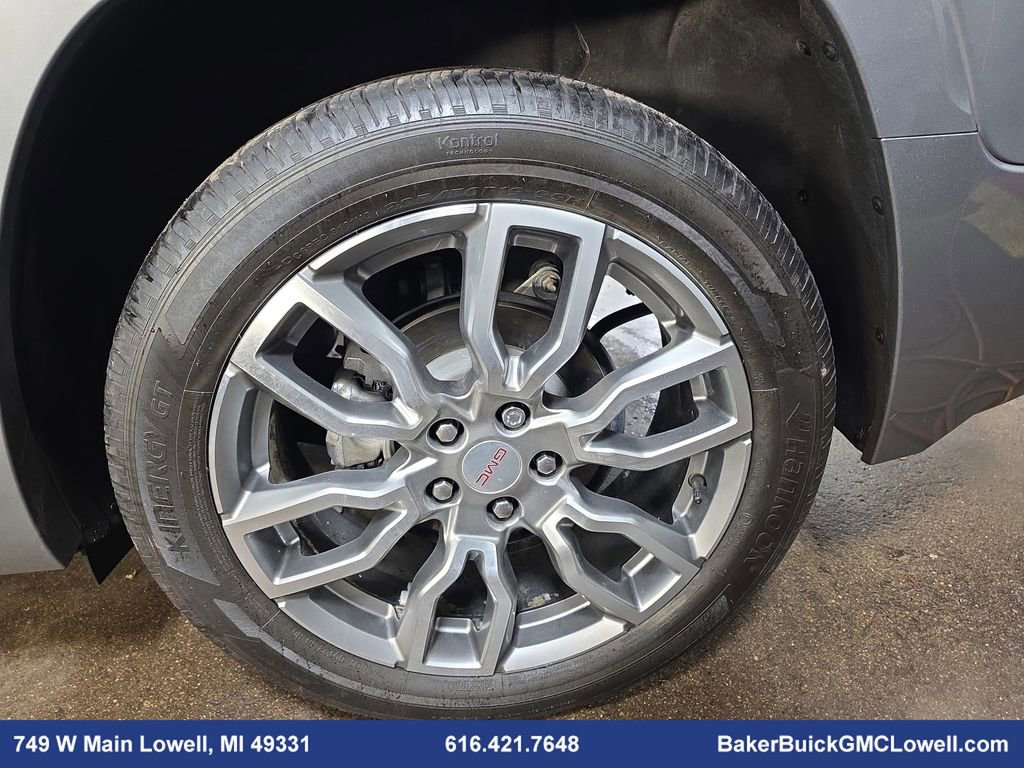 Used 2023 GMC Terrain Denali image 32