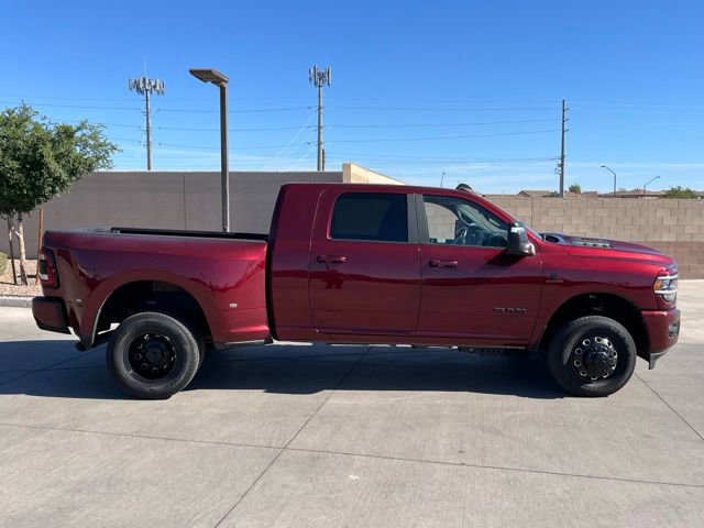 Used 2024 RAM 3500 Laramie w/ Night Edition AWD/4WD image 3