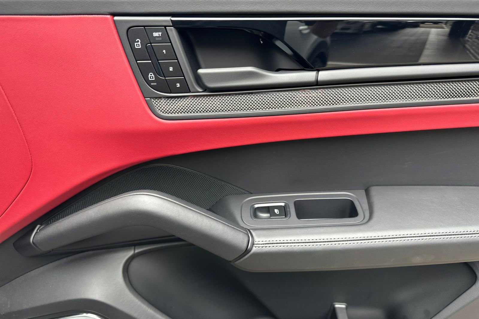 Used 2024 Porsche Cayenne Turbo GT image 20