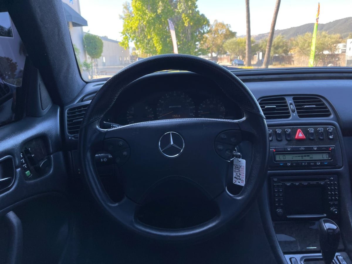 Used 2001 Mercedes-Benz CLK 55 AMG Coupe image 19