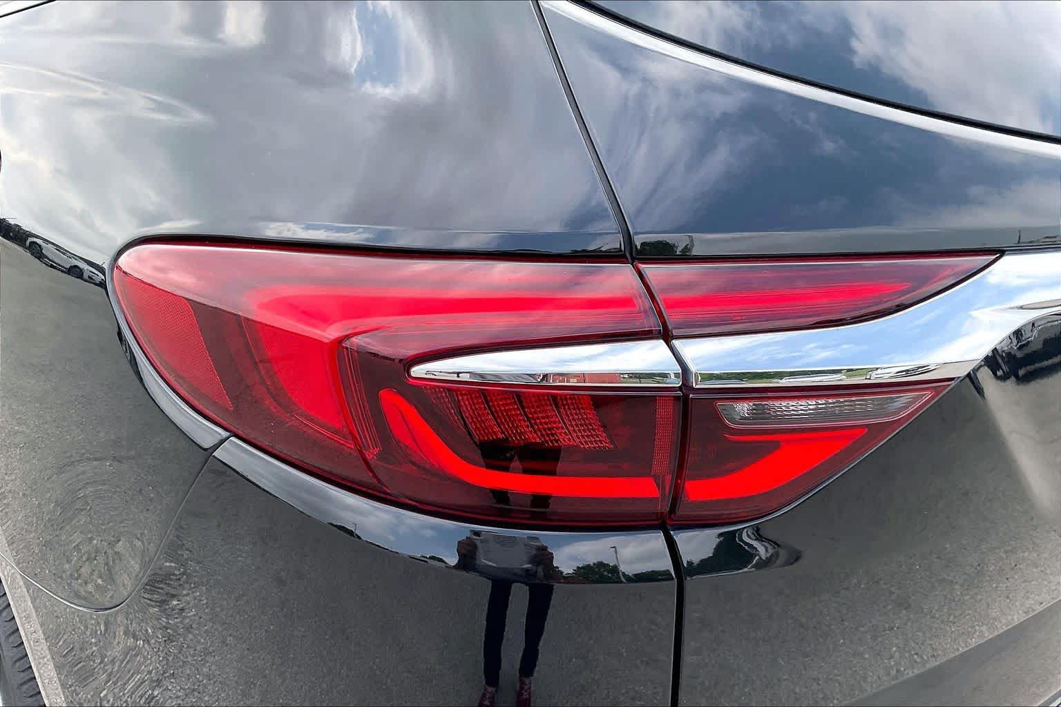 Used 2019 Buick Enclave Essence w/ Trailering Package, 5000 lbs. FWD image 28