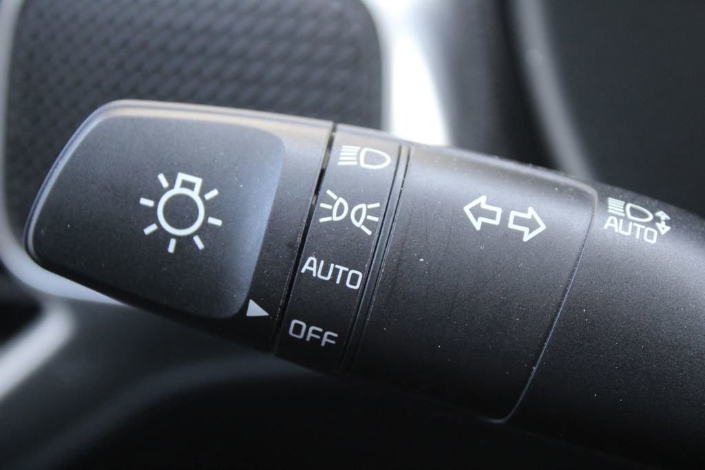 Certified 2025 Kia Soul LX w/ LX Technology Package image 26