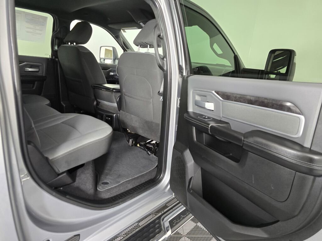 Used 2023 RAM 3500 Big Horn w/ Level 1 Equipment Group image 36