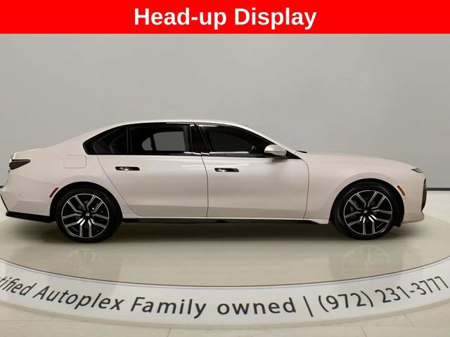 Used 2025 BMW 740i xDrive AWD/4WD image 6