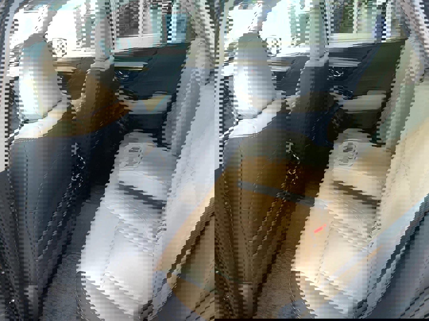 Used 2024 Subaru Outback Limited image 27