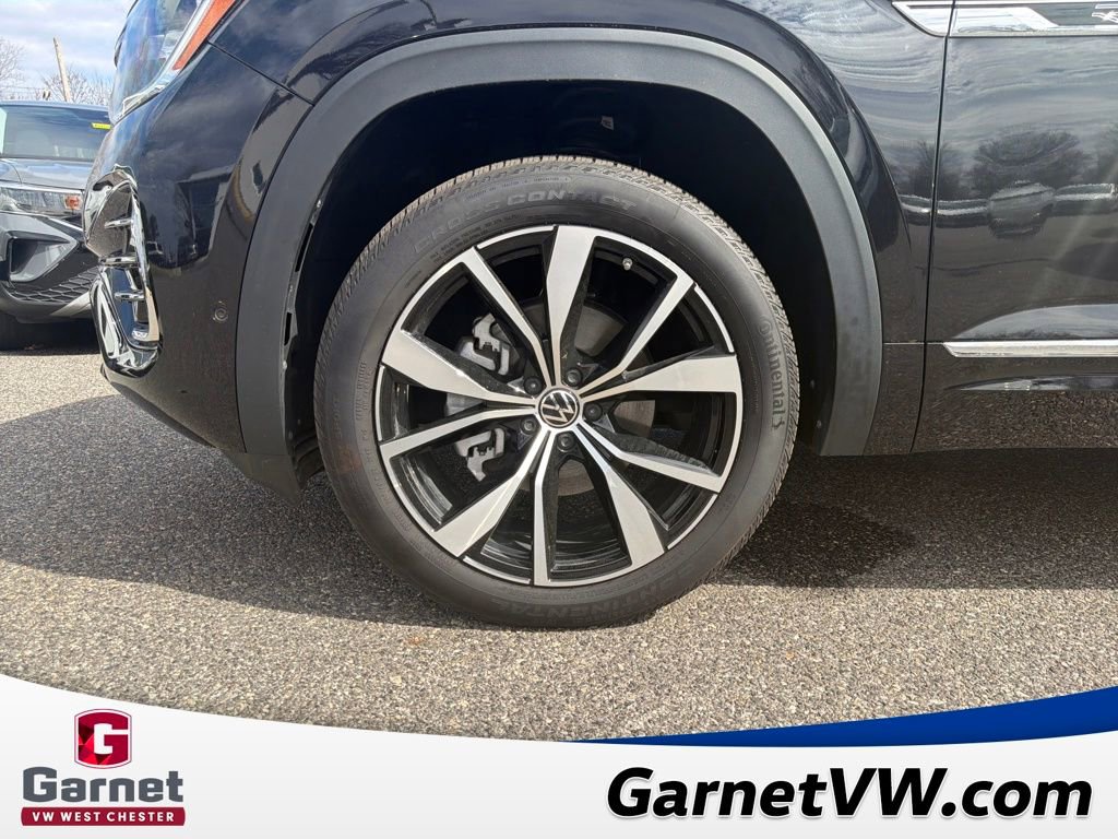 Used 2025 Volkswagen Atlas SEL Premium R-Line image 28