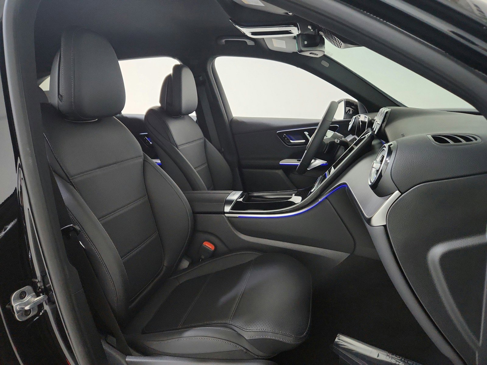 Certified 2026 Mercedes-Benz GLC 300 image 17