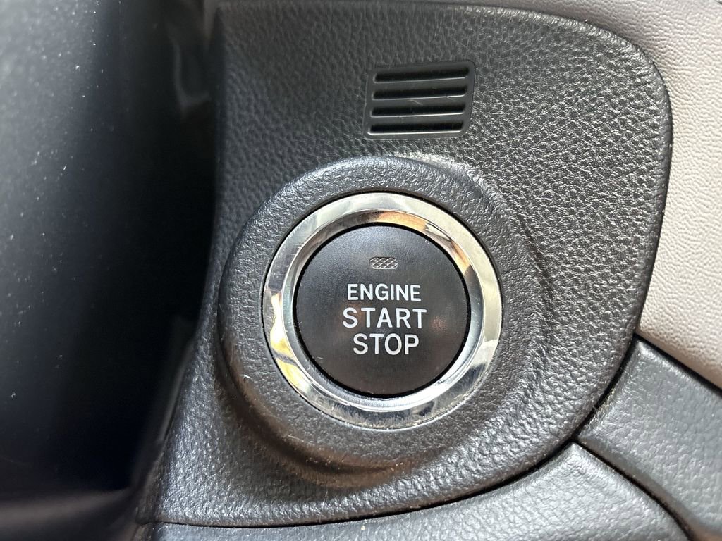 Used 2022 Subaru Outback Limited image 19