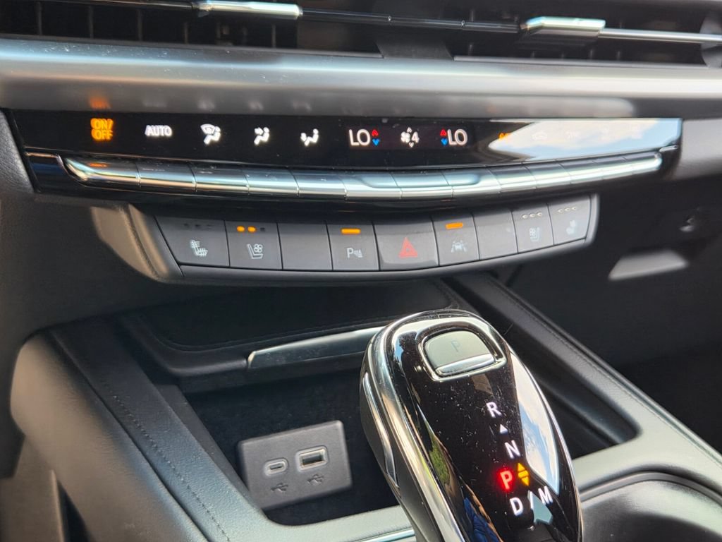 Used 2024 Cadillac XT4 Sport FWD image 21