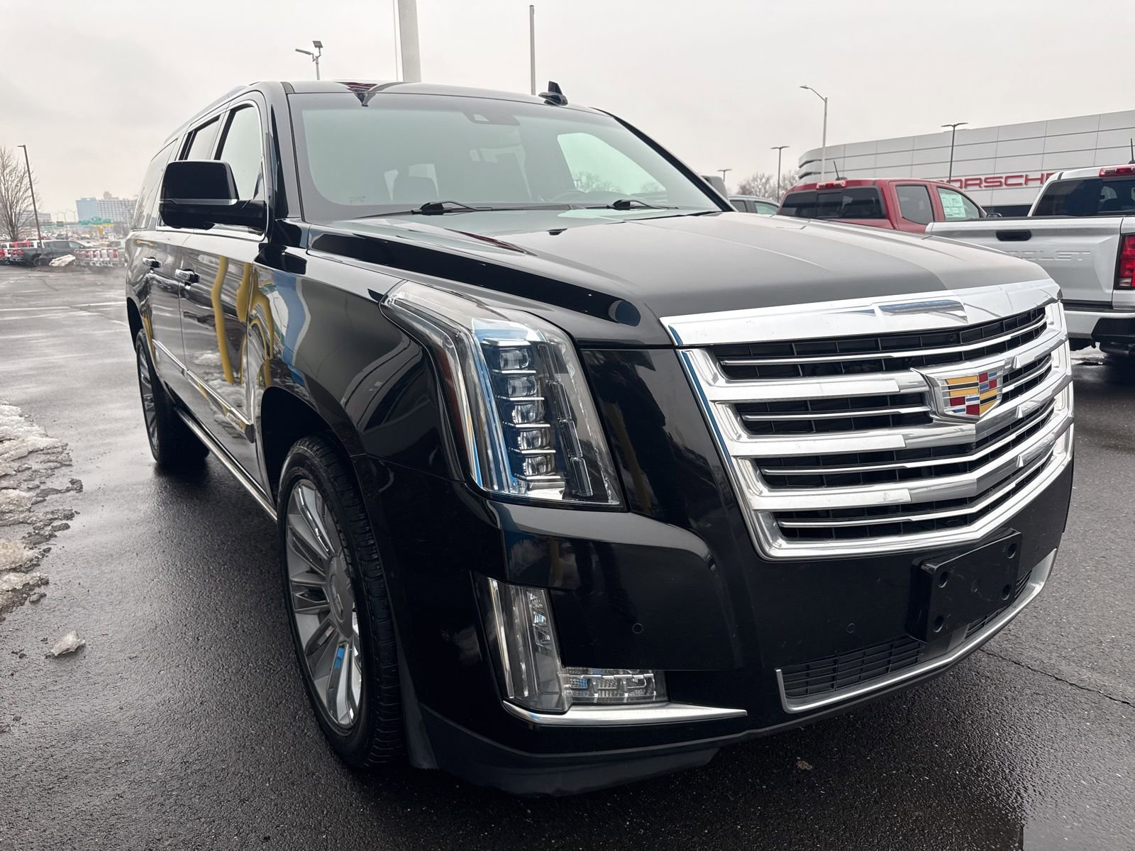Used 2017 Cadillac Escalade ESV Platinum image 5