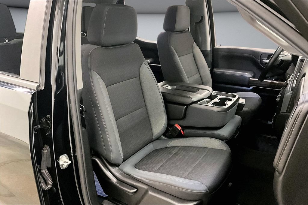 Used 2019 Chevrolet Silverado 1500 LT w/ All-Star Edition AWD/4WD image 30