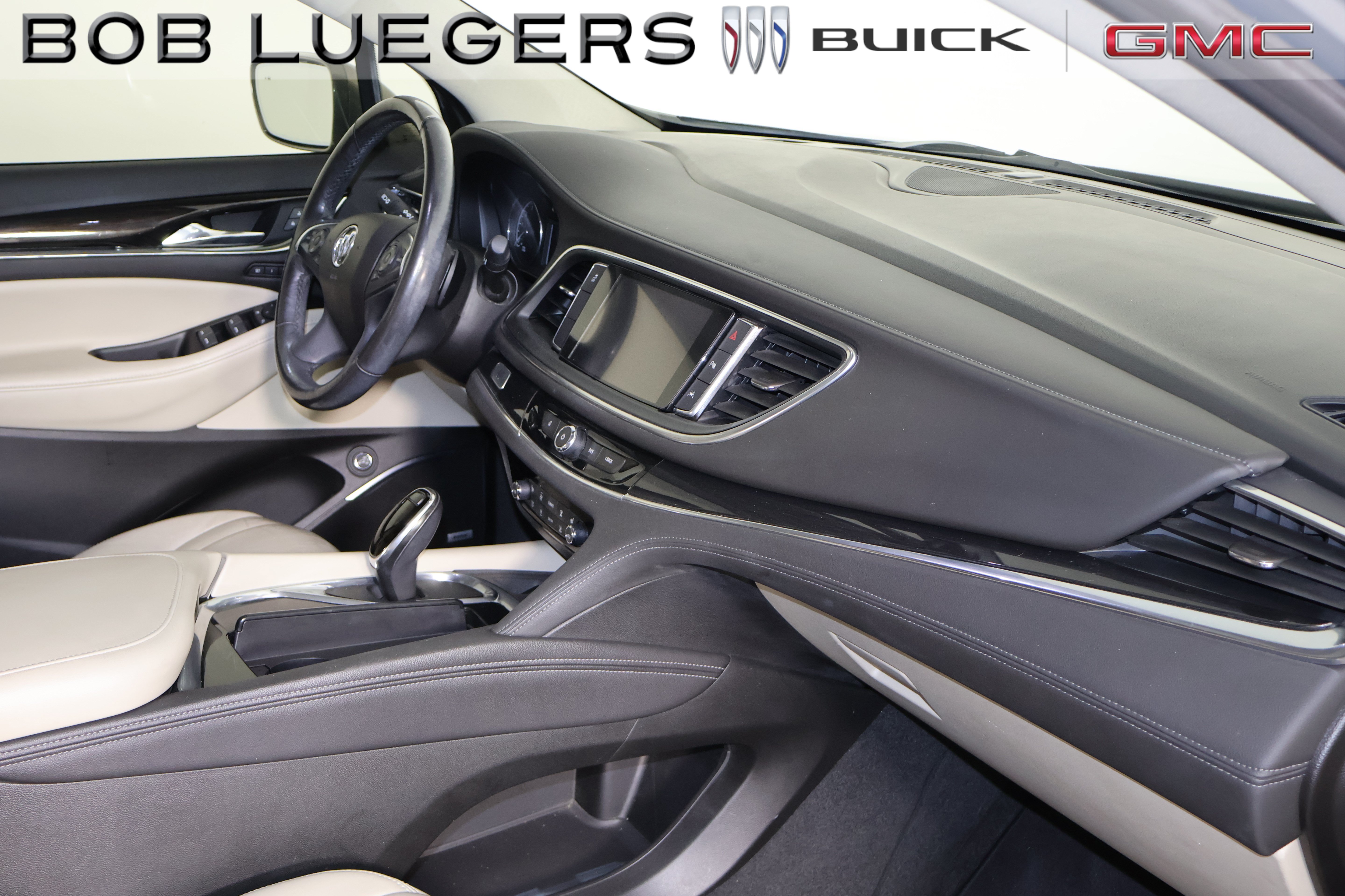 Certified 2018 Buick Enclave Premium FWD image 19