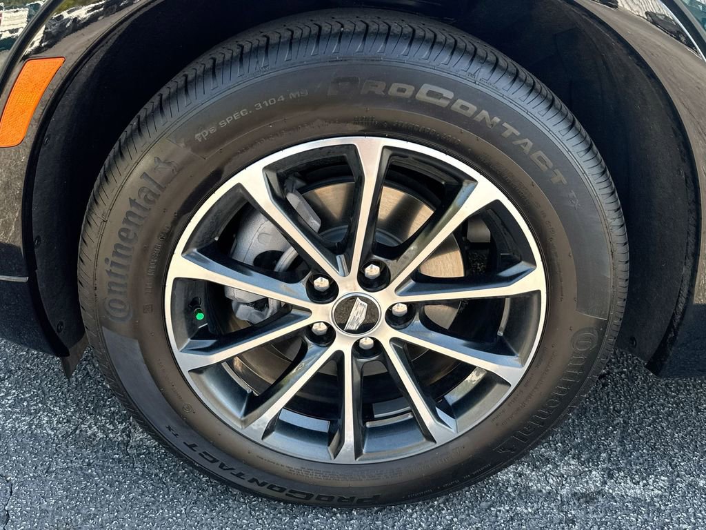 Used 2025 Cadillac XT4 Sport image 12