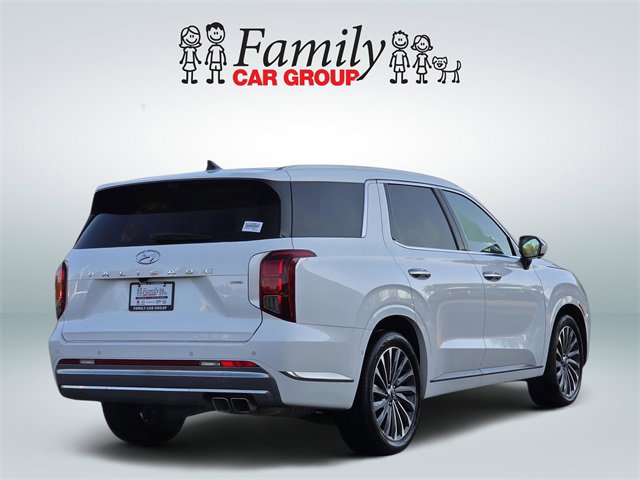 Used 2024 Hyundai Palisade Calligraphy image 4