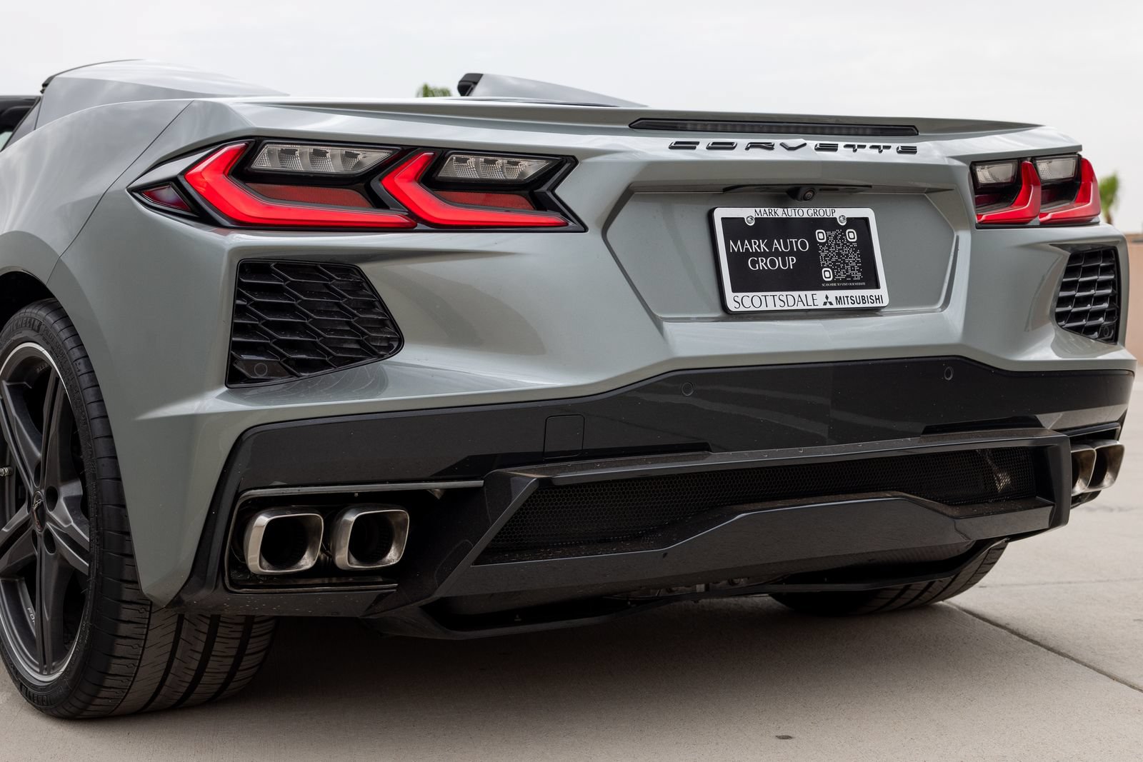 Used 2024 Chevrolet Corvette Stingray Preferred Conv w/ Battery Protection Package RWD image 9